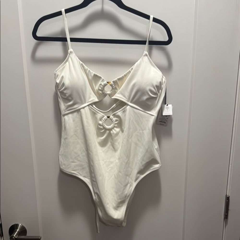 🆕 Shade & Shore White One-Piece Swimsuit. L 12-14. NWT💥